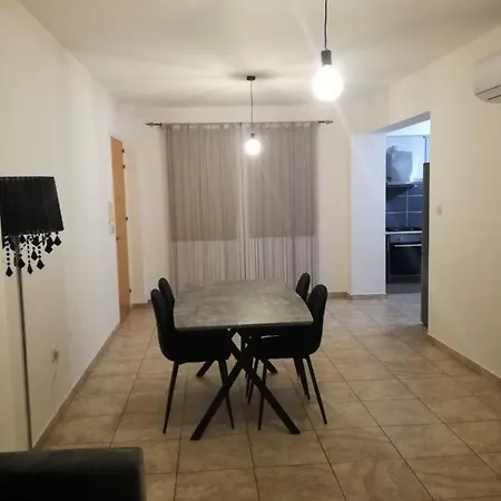 شقة Isabella